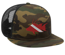 Load image into Gallery viewer, Dive Flag Hogfish camo Flat Bill Hat
